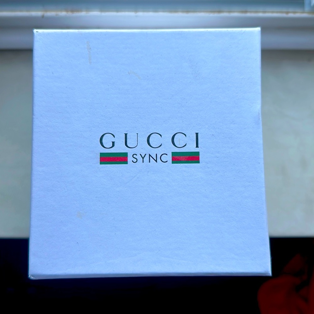 Gucci Sync watch